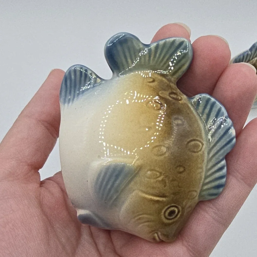 VTG Anthropomorphic Angel Fish Salt & Pepper Shakers Set